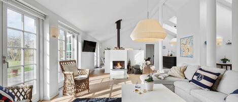 Smart-TV, peis og fotballspill