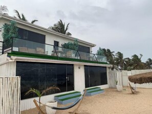 Front of property - Jara Beach Resort (Lekki)