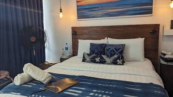 Junior Room, Balcony, Beach View | Desk, laptop workspace, blackout drapes, soundproofing