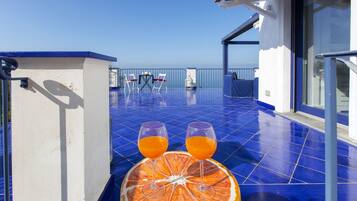 ๋น๋ผ, ํก์ฐ | 1 ๊ฐ์ ์นจ์ค, ๋ฐฉ์ ์ค๋น