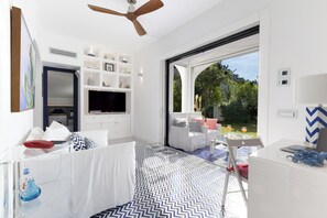 1 habitación y sistema de insonorización 