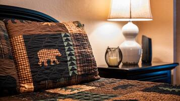 2 bedrooms, desk, free WiFi, bed sheets