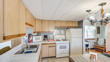 Rumah (2 Bedrooms) | Interior