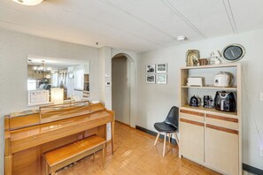 Casa (2 Bedrooms) | Interior