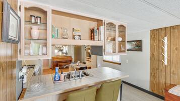 Rumah (2 Bedrooms) | Interior