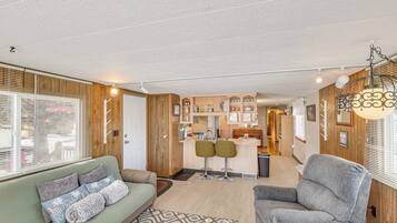 Rumah (2 Bedrooms) | Interior