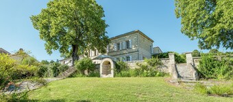Beautiful Stone House near Saint-Émilion and Libourne