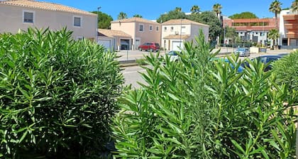 Charming studio in Balaruc-les-Bains with parking included