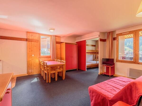 1 bedroom