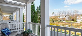 Bayside Destination Drive