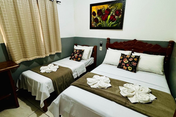 Hus Comfort | 2 sovrum, sängtillbehör av högsta kvalitet och Select Comfort-madrasser