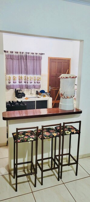 Comfort House | Private kitchen | Fridge, microwave, coffee/tea maker, cookware/dishes/utensils