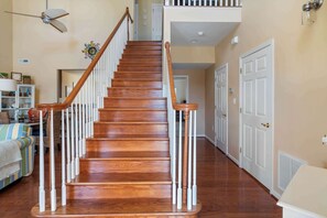 Townhome, Multiple Beds, Patio, Garden View (Bayview Landing #1) | Interior