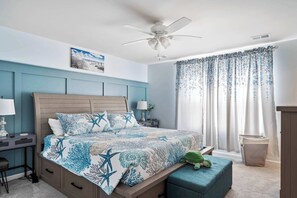 House, Multiple Beds, Patio, Garden View (Schooner Landing 2) | 4 bedrooms, individually decorated, individually furnished, bed sheets
