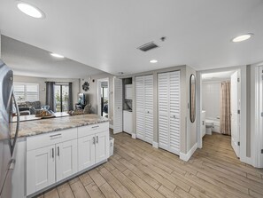 Interior - Private Beach Access - Beach Views - Pool (St. Pete Beach)