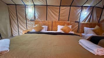 2 bedrooms