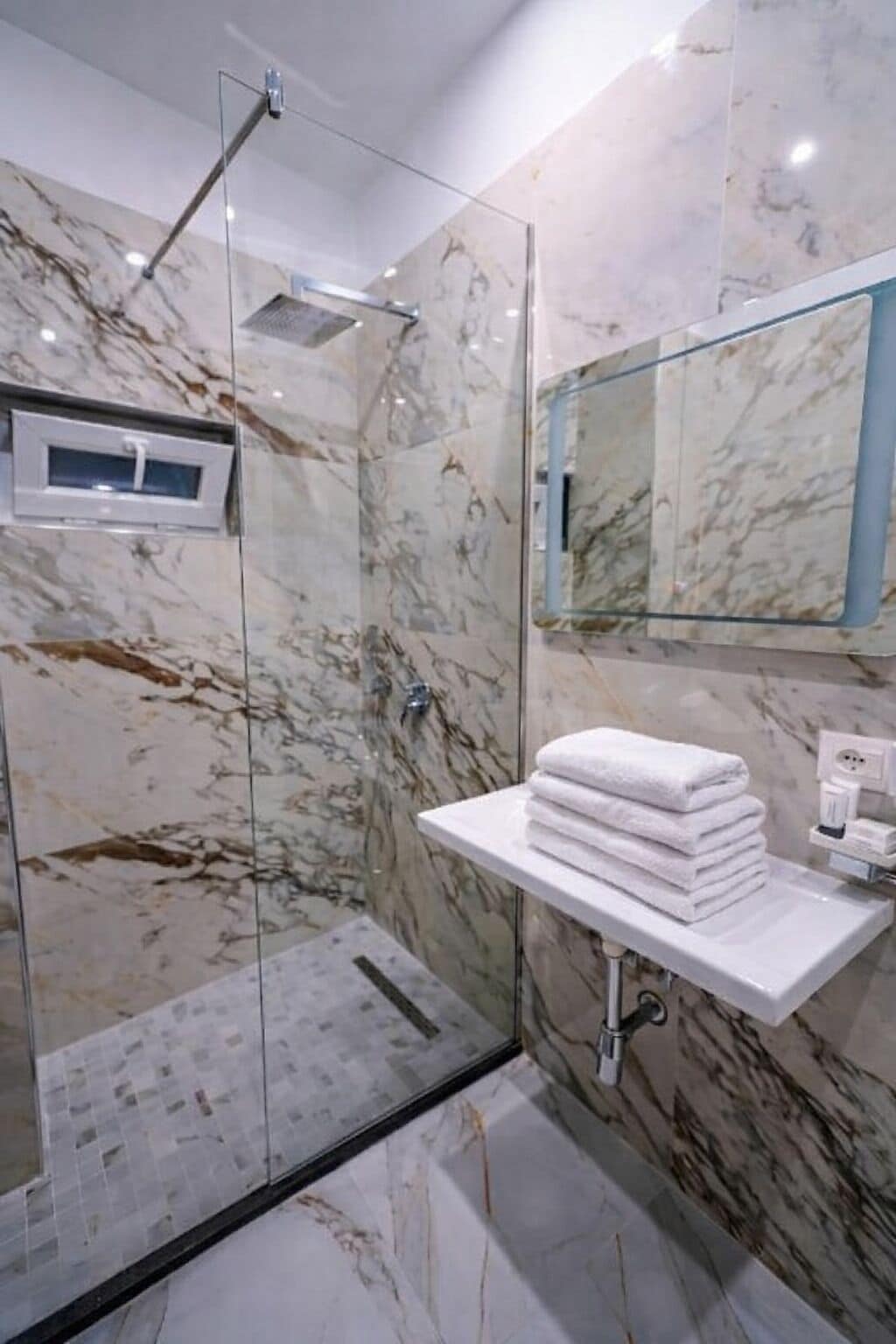 Foto - Capital Inn Tirana