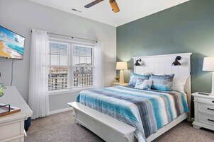 3 habitaciones, decoración personalizada y muebles diferentes 