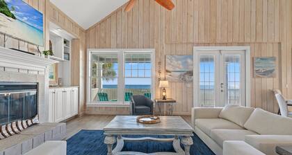 Deeded Beach Access - Last Min June Dates Available! Beach Chairs Included!