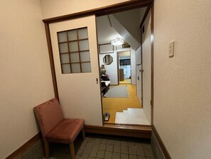 Interior - AnNam Stay Osaka Airport: whole 2 story house rental (豊中市)