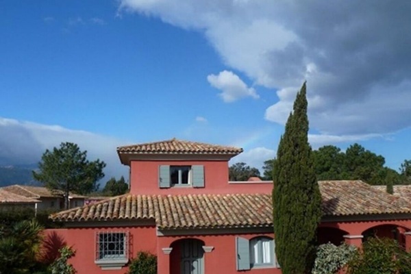 Villa vue d'ensemble