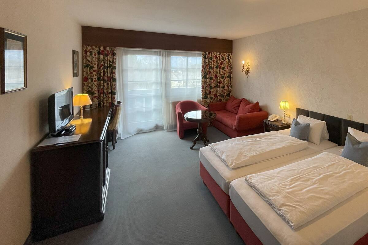 Deluxe Double or Twin Room, Balcony, Mountain View | Minibar, in-room safe, desk, WiFi (free)