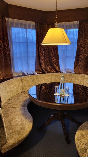 Junior Suite, Balcony, Mountain View | Minibar, in-room safe, desk, free WiFi