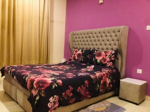 4 bedrooms, WiFi, bed sheets - Cosy house In Kottawa Pannipitiya (Pannipitiya)