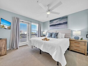 2 slaapkamers, een strijkplank/strijkijzer, gratis wifi, beddengoed