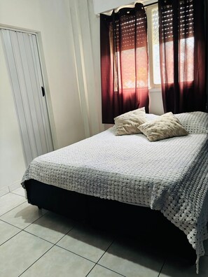 3 Schlafzimmer, Bügeleisen/Bügelbrett, WLAN