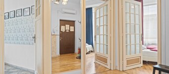 Golden Villa - in the Heart of Old Town Bucharest