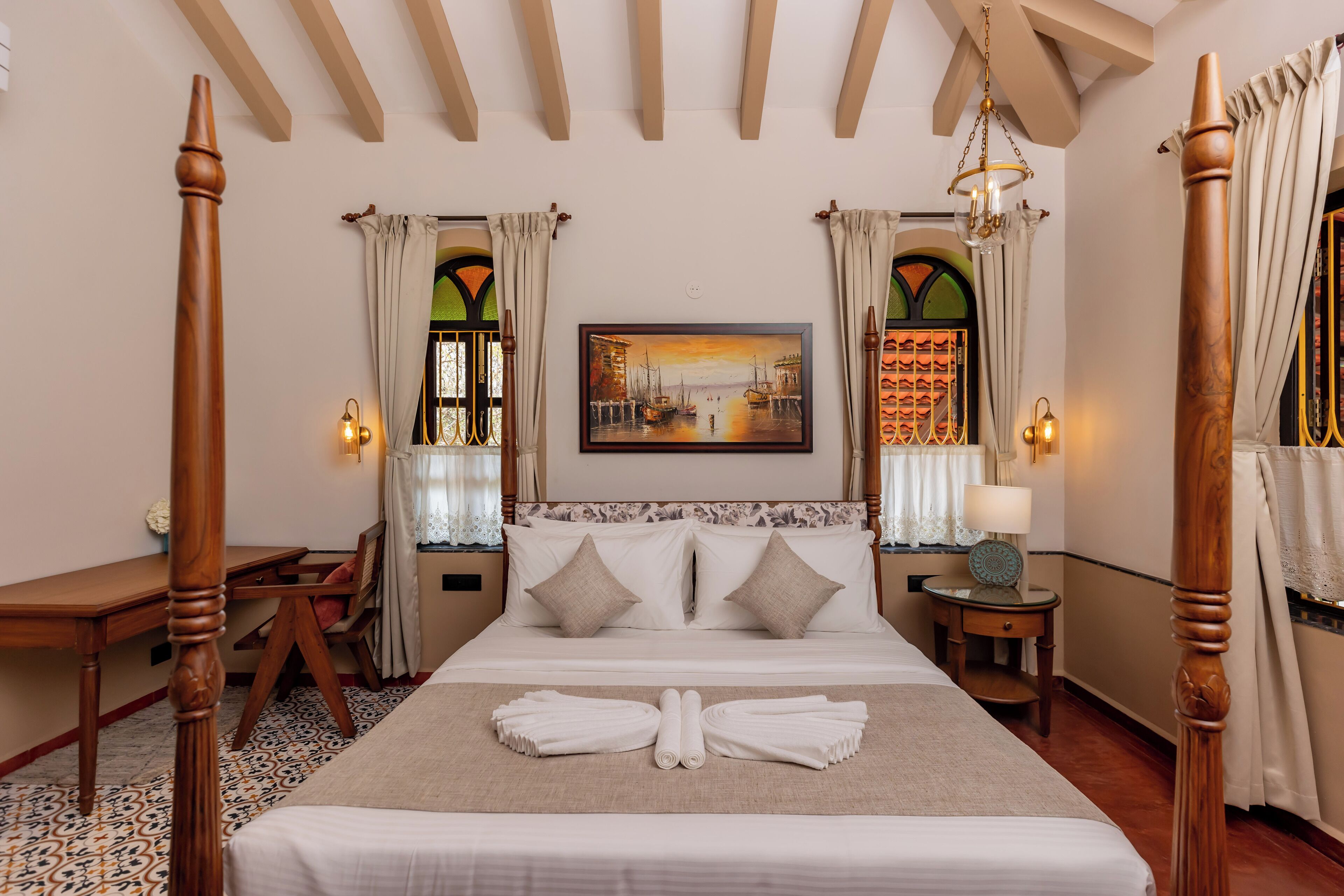 4 chambres, fer et planche à repasser, Wi-Fi gratuit, draps fournis