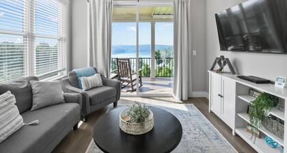 NORRIS LAKE COTTAGE W/AMAZING VIEW AT DEERFIELD RESORT, BOAT SLIP
INCL. SLEEPS 6