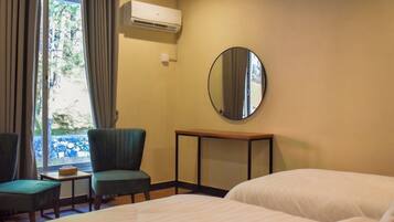 Sistema de insonorización, tabla de planchar con plancha y wifi gratis