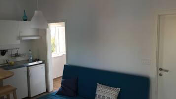 Apartment, 1 Bedroom | Living room