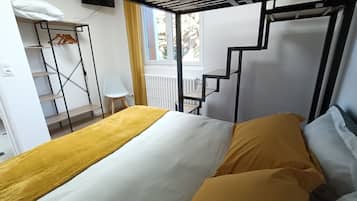 3 chambres, fer et planche à repasser, Wi-Fi, draps fournis