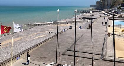 Apartment le Beluga - near the sea - center of Veules-Les-Roses