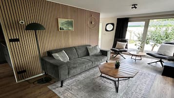 House | Living room