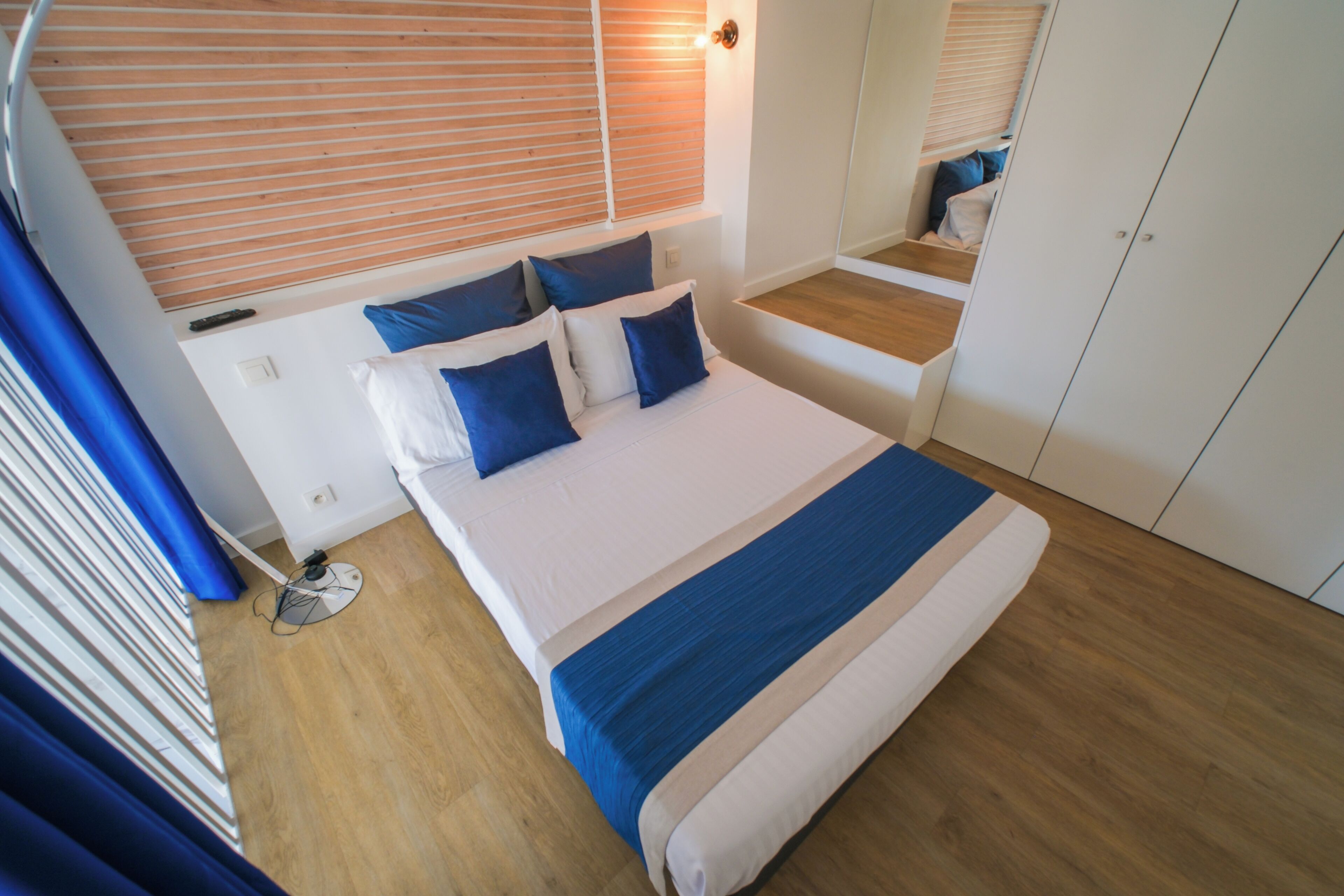 1 slaapkamer, een bureau, een strijkplank/strijkijzer, gratis wifi