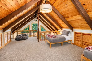 3 habitaciones, cuna de viaje, wifi y ropa de cama