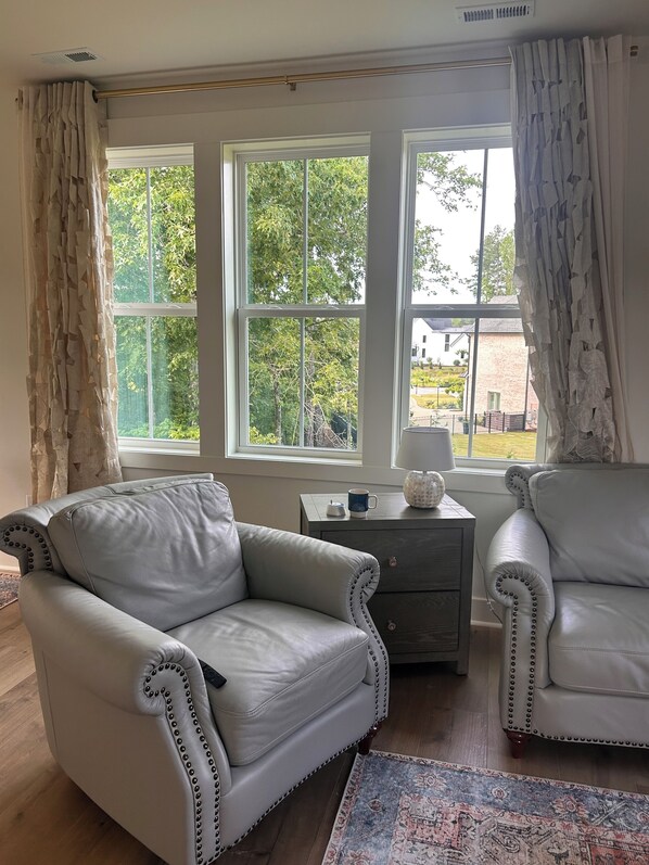 Téléviseur connecté, foyer