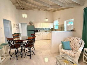 Dining room - Steps to the Sea - 2bd By Zenbreak (Speightstown)