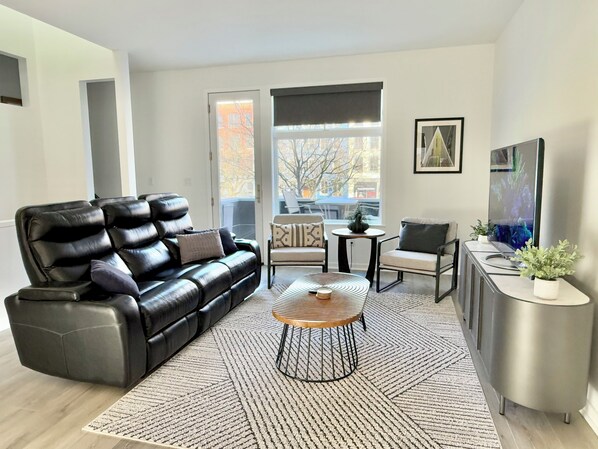 Smart-TV, fotballspill, bøker og printere