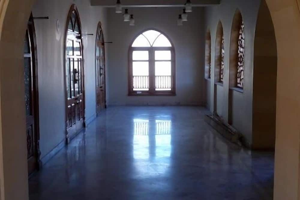 Jeddah Tourist hotel