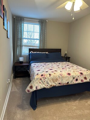 3 bedrooms, desk, iron/ironing board, free WiFi