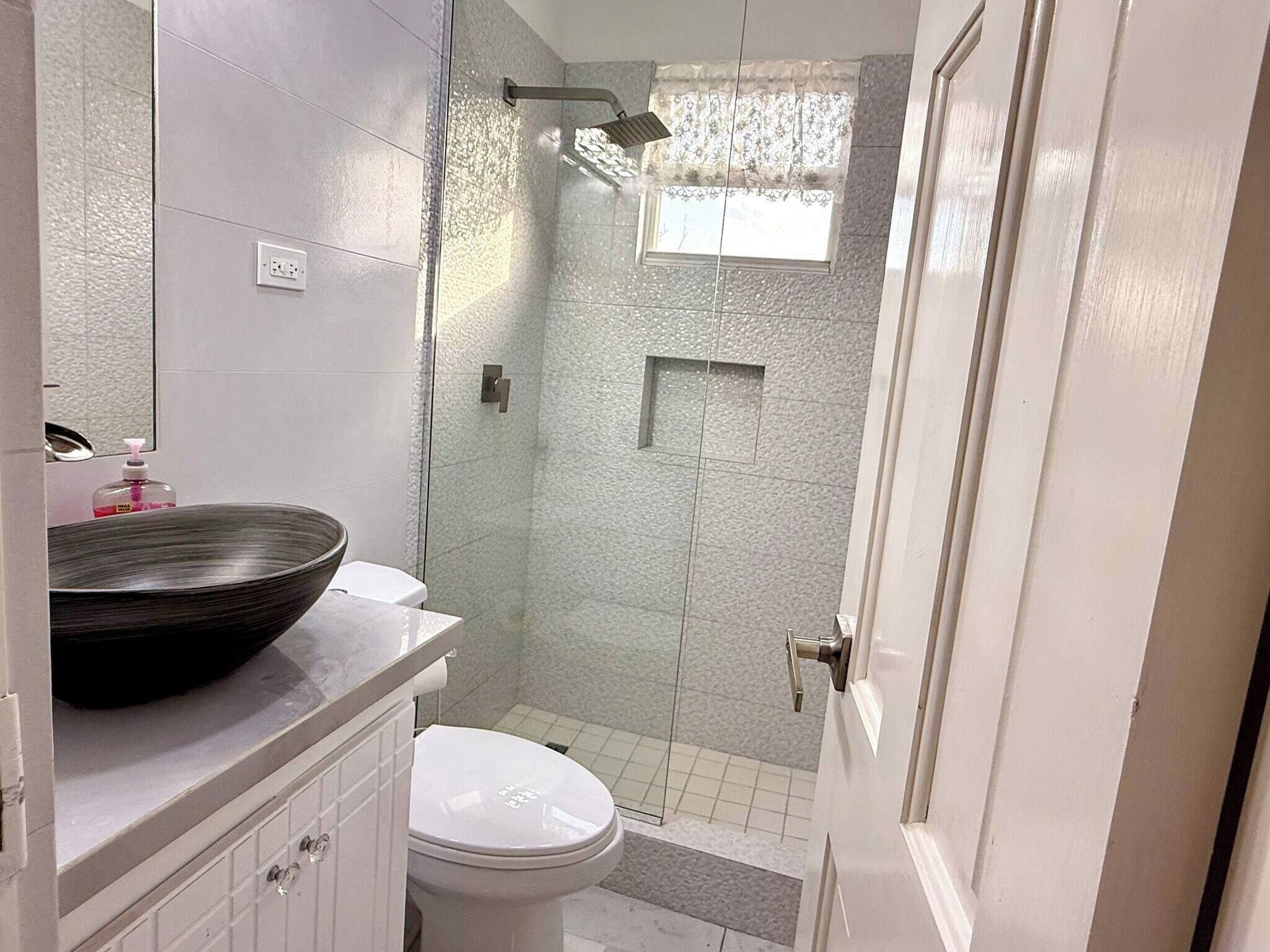 House, 3 Bedrooms, Patio | Bathroom