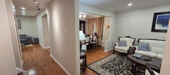 3-Bedrooms House in Mississauga with WiFi, AC, Parking. Main floor