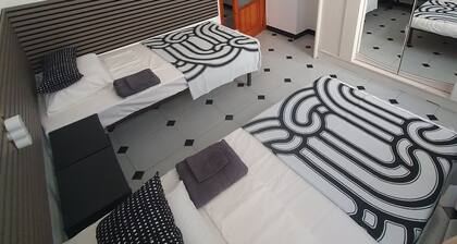 Large bright house in the center for a family or a large group of people