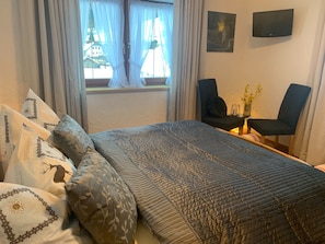 Hus | 3 sovrum, unika möbler, strykjärn/strykbräda och sängkläder