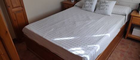 2 soverom, wi-fi og sengetøy